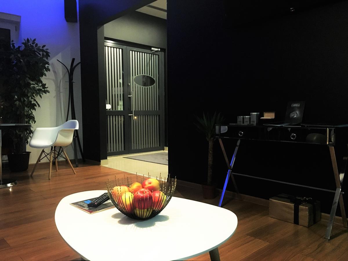 Aparthotel Travel Kraków Exteriör bild
