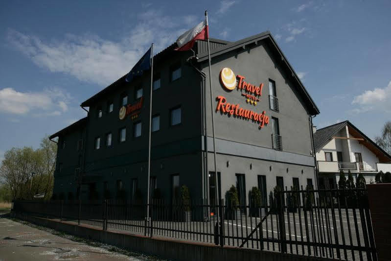 Aparthotel Travel Kraków Exteriör bild